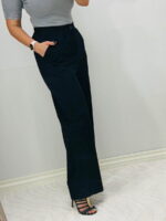 Laiad mustad püksid