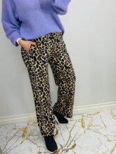 Loomamustriga sirgelõikelised püksid