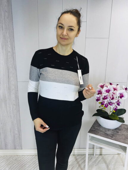 Mitmevärviline kivikestega sviiter - Image 4