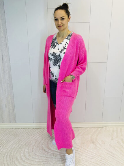 Pikk kootud kardigan