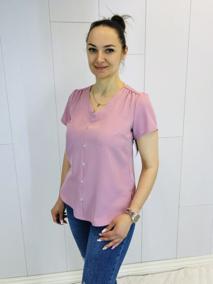 Eest nööpkaunistusega pluus - Image 3