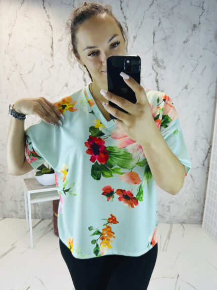 🌸 100% viskoosist lillemustriline pluus - Pilt 3